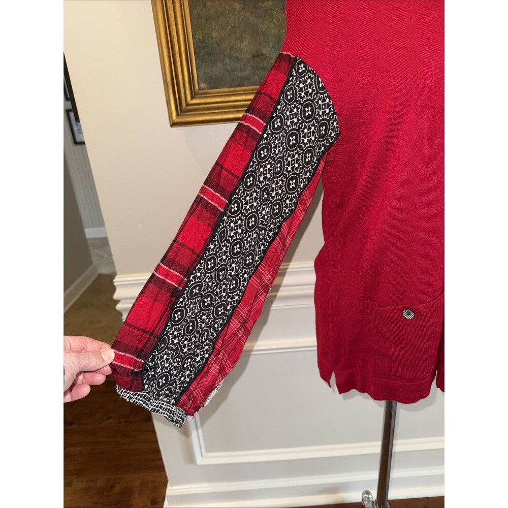 JOHN MARK Red Lightweight Sweater NWT with Patterned L/Sl Elastic Sleeves - Picture 7 of 11